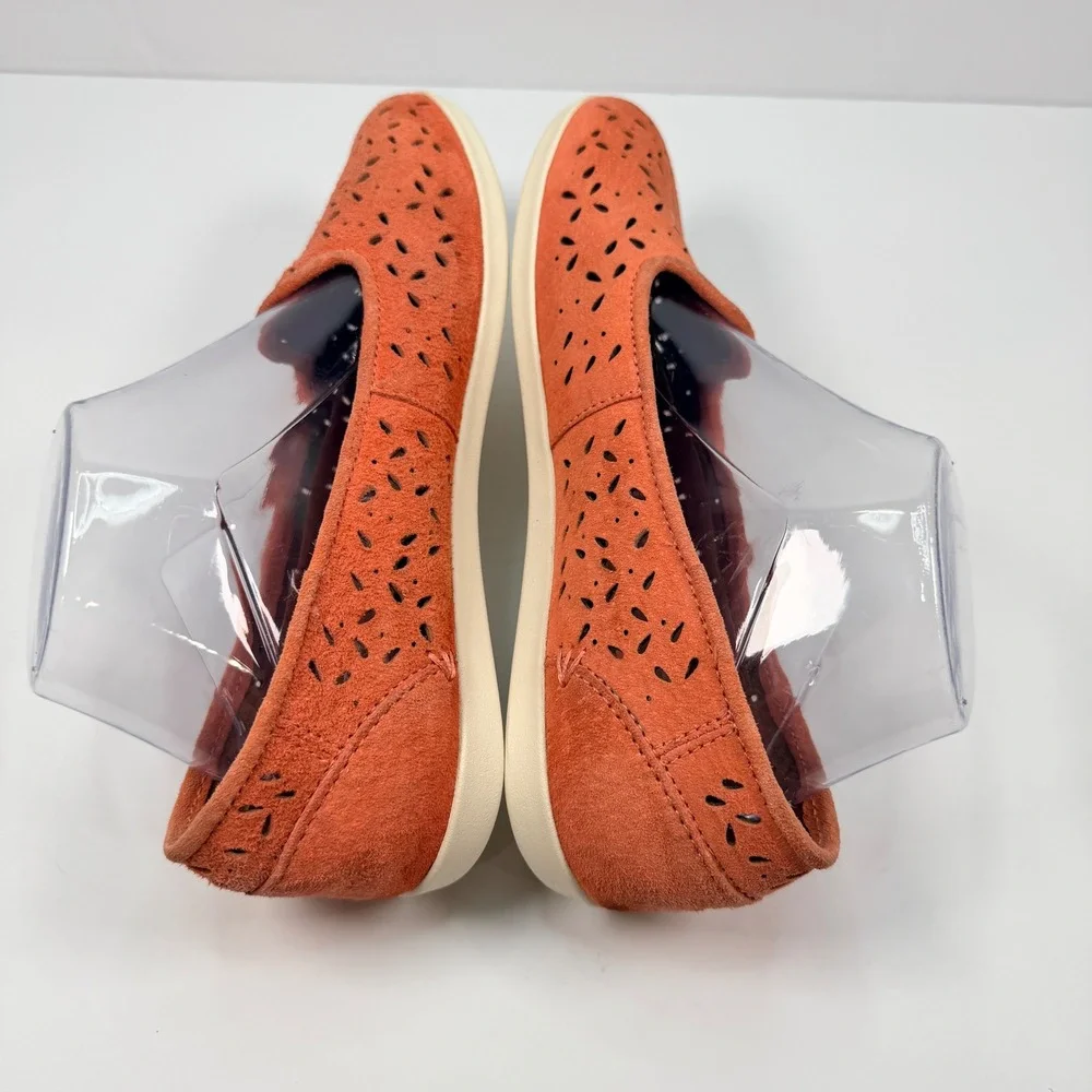 Olukai Womens 8 Momi Coral Rose Suede Laser Cut Perforated Loafers Flats Coastal